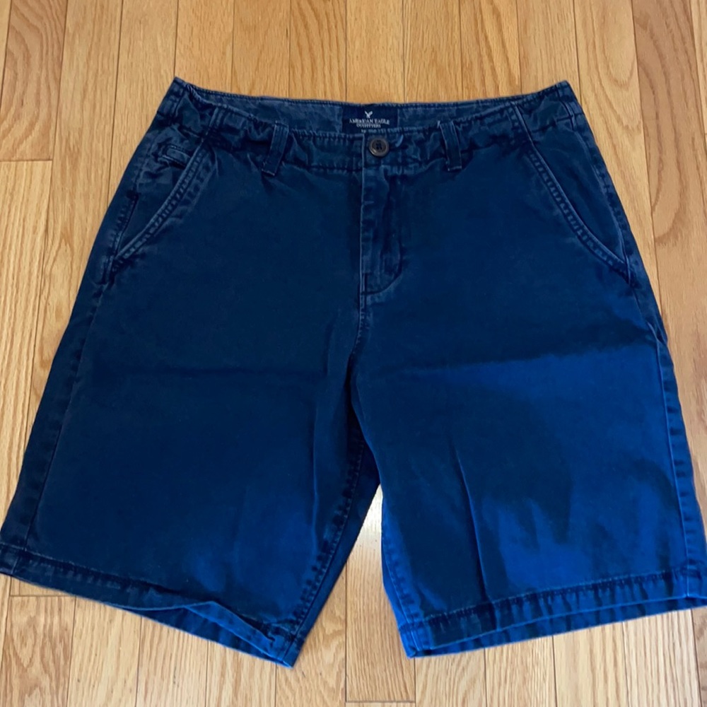 American Eagle classic shorts size 30